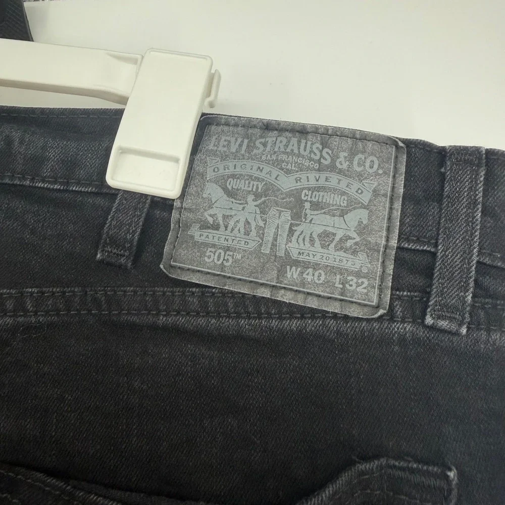 Levi's 505 Regular Fit Men 40x32 Black Jeans Straight Leg Denim Gorpcore Classic